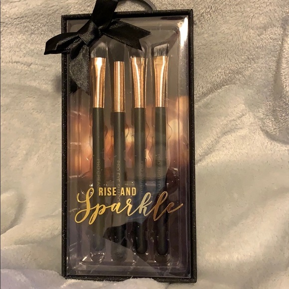 Rise and Sparkle 4 Piece Brush Set